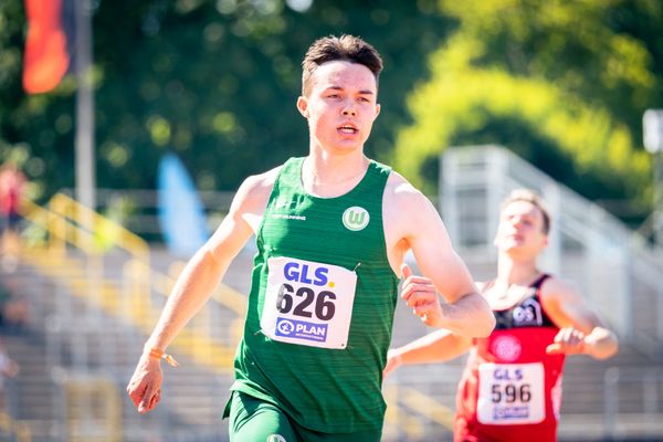 Tobias Morawietz (VfL Wolfsburg) im 200m Finale am 17.07.2022 waehrend den deutschen Leichtathletik-Jugendmeisterschaften 2022 in Ulm