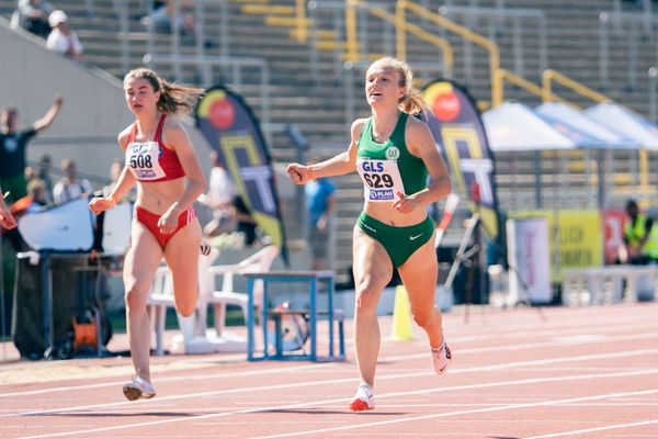 Nele Jaworski (VfL Wolfsburg) im 200m Finale am 17.07.2022 waehrend den deutschen Leichtathletik-Jugendmeisterschaften 2022 in Ulm