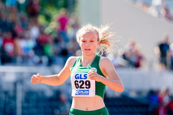 Nele Jaworski (VfL Wolfsburg) im 200m Finale am 17.07.2022 waehrend den deutschen Leichtathletik-Jugendmeisterschaften 2022 in Ulm