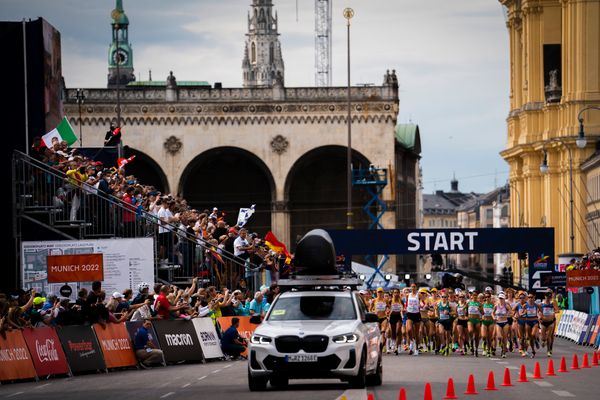 Start der Frauen; Marathon am 15.08.2022 bei den Leichtathletik-Europameisterschaften in Muenchen