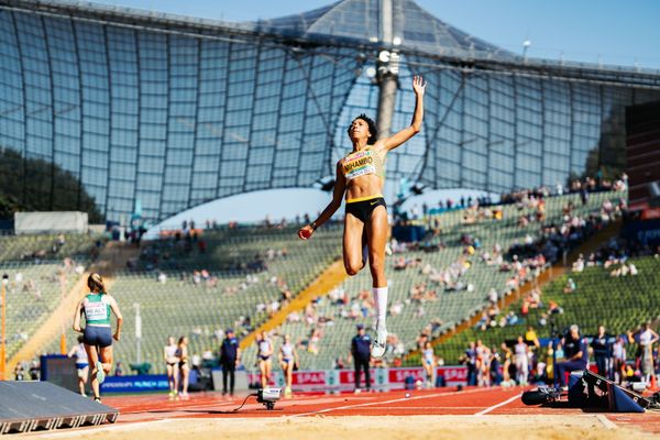 Malaika Mihambo (GER) im Weitsprung am 16.08.2022 bei den Leichtathletik-Europameisterschaften in Muenchen