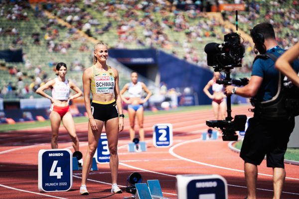 Corinna Schwab (GER) im 400m Halbfinale am 16.08.2022 bei den Leichtathletik-Europameisterschaften in Muenchen