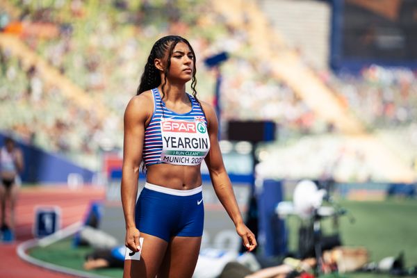 Nicole Yeargin (GBR) im 400m Halbfinale am 16.08.2022 bei den Leichtathletik-Europameisterschaften in Muenchen