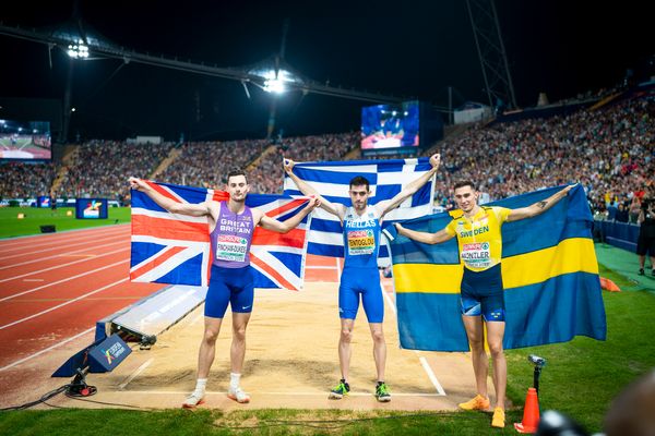 Jacob Fincham-Dukes (GBR), Miltiadis Tentoglou (GRE), Thobias Montler (SWE) am 16.08.2022 bei den Leichtathletik-Europameisterschaften in Muenchen