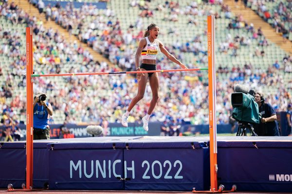 Nafissatou Thiam (BEL) beim Hochsprung am 17.08.2022 bei den Leichtathletik-Europameisterschaften in Muenchen