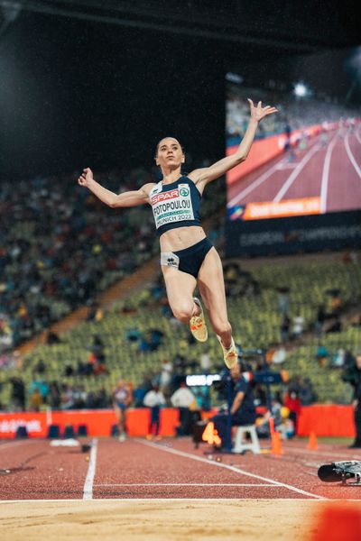 Filippa Fotopoulou (CYP) im Weitsprung am 18.08.2022 bei den Leichtathletik-Europameisterschaften in Muenchen