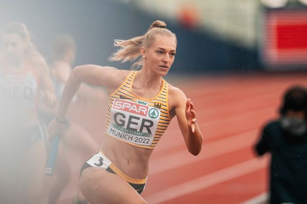 Luna Thiel (GER) in der 4x400m Staffel von Deutschland am 19.08.2022 bei den Leichtathletik-Europameisterschaften in Muenchen