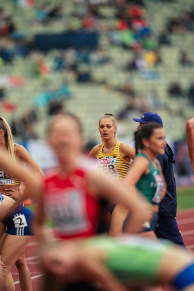 Luna Thiel (VfL Eintracht Hannover) mit der 4x400m Staffel am 19.08.2022 bei den Leichtathletik-Europameisterschaften in Muenchen