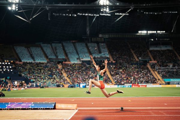 Aleksandra Nacheva (BUL) im Dreisprung am 19.08.2022 bei den Leichtathletik-Europameisterschaften in Muenchen