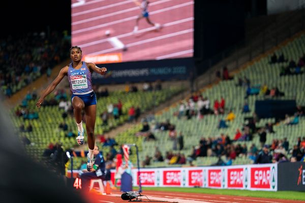 Naomi Metzger (GER) im Dreisprung am 19.08.2022 bei den Leichtathletik-Europameisterschaften in Muenchen