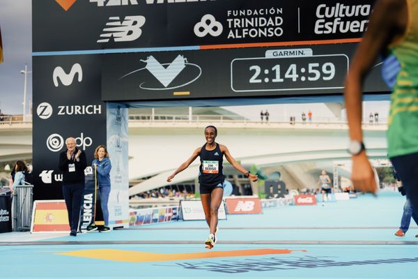 Siegerin der Frauen Amane Beriso Shankule (ETH) am 04.12.2022 beim 42th Valencia Marathon Trinidad Alfonso 2022