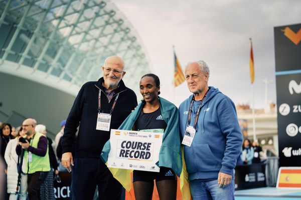 Siegerin der Frauen Amane Beriso Shankule (ETH) am 04.12.2022 beim 42th Valencia Marathon Trinidad Alfonso 2022