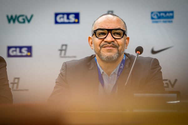 Idriss Gonschinska, Vorstandsvorsitzender des DLV, bei den Deutschen Leichtathletik-Hallenmeisterschaften am 18.02.2023 in der Helmut-Koernig-Halle in Dortmund