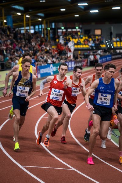 Marc Tortell (Athletics Team Karben), Maximilian Thorwirth (SFD 75 Duesseldorf-Sued), Maximilian Sluka (TV Wattenscheid 01) bei den Deutschen Leichtathletik-Hallenmeisterschaften am 18.02.2023 in der Helmut-Koernig-Halle in Dortmund