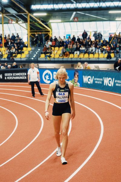 Jolanda Kallabis (FT 1844 Freiburg) bei den Deutschen Leichtathletik-Hallenmeisterschaften am 18.02.2023 in der Helmut-Koernig-Halle in Dortmund