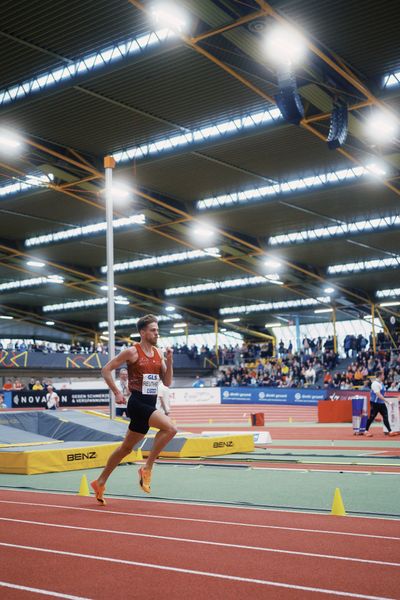 Marc Reuther (Koenigsteiner LV) bei den Deutschen Leichtathletik-Hallenmeisterschaften am 18.02.2023 in der Helmut-Koernig-Halle in Dortmund