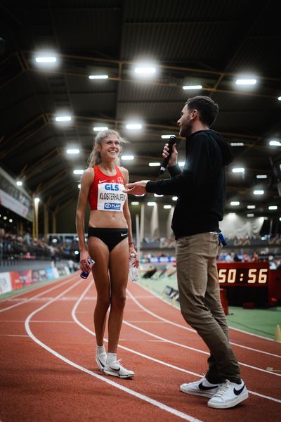 Konstanze Klosterhalfen (TSV Bayer 04 Leverkusen) bei den Deutschen Leichtathletik-Hallenmeisterschaften am 18.02.2023 in der Helmut-Koernig-Halle in Dortmund