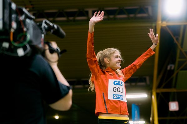 Konstanze Klosterhalfen (TSV Bayer 04 Leverkusen) bei den Deutschen Leichtathletik-Hallenmeisterschaften am 18.02.2023 in der Helmut-Koernig-Halle in Dortmund