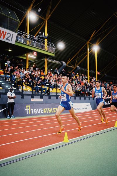 Nils Voigt (TV Wattenscheid 01), Marius Probst (TV Wattenscheid 01) bei den Deutschen Leichtathletik-Hallenmeisterschaften am 18.02.2023 in der Helmut-Koernig-Halle in Dortmund