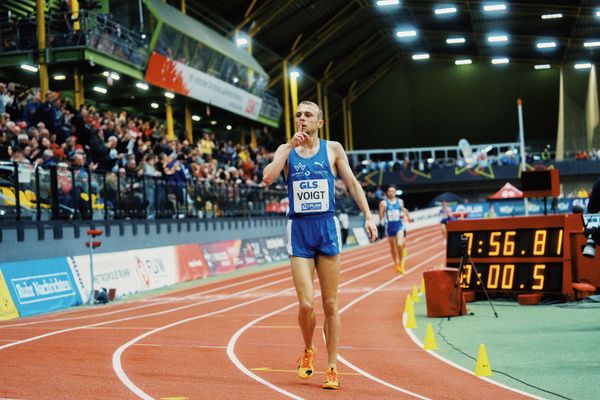 Nils Voigt (TV Wattenscheid 01) bei den Deutschen Leichtathletik-Hallenmeisterschaften am 18.02.2023 in der Helmut-Koernig-Halle in Dortmund