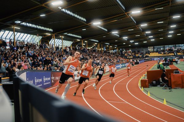 Jakob Bruns (LG Brillux Muenster), Daniel Hoffmann (TSV Bayer 04 Leverkusen), Timo Lange (MTG Mannheim) bei den Deutschen Leichtathletik-Hallenmeisterschaften am 19.02.2023 in der Helmut-Koernig-Halle in Dortmund