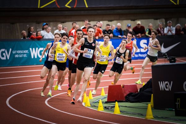 Amos Bartelsmeyer (Eintracht Frankfurt e.V.), Timo Benitz (LG farbtex Nordschwarzwald) bei den Deutschen Leichtathletik-Hallenmeisterschaften am 19.02.2023 in der Helmut-Koernig-Halle in Dortmund