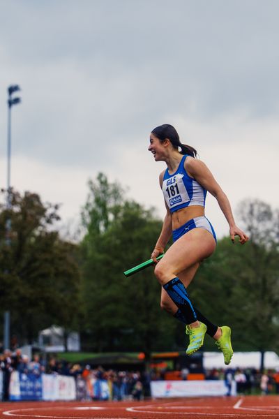 Amelie-Johanna Fraeger (LAC Quelle Fuerth) am 29.04.2023 bei den deutschen Meisterschaften Langstaffel in Bietigheim-Bissingen
