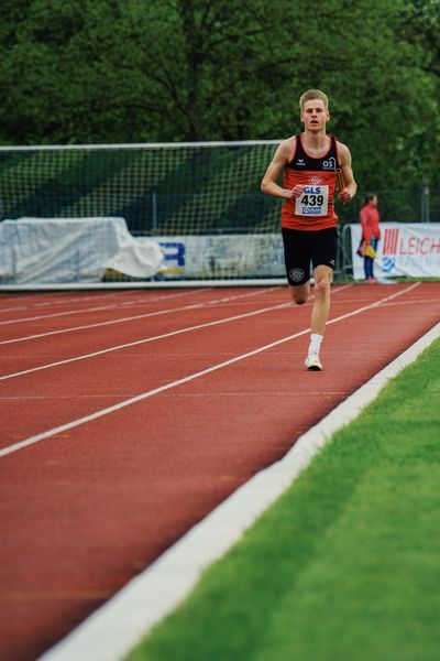 Mika Pikutzki (LG Osnabrueck) am 29.04.2023 bei den deutschen Meisterschaften Langstaffel in Bietigheim-Bissingen