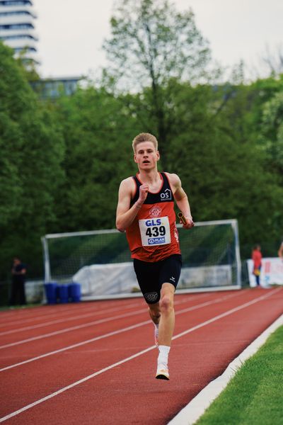 Mika Pikutzki (LG Osnabrueck) am 29.04.2023 bei den deutschen Meisterschaften Langstaffel in Bietigheim-Bissingen