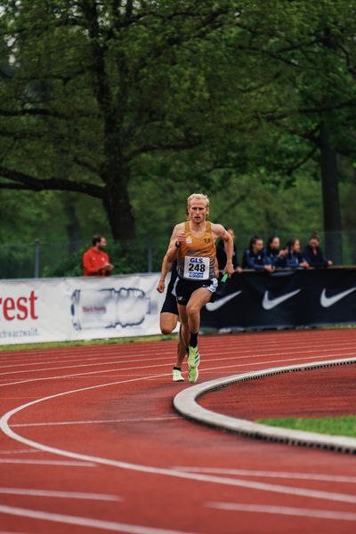 Florian Bremm (LSC Hoechstadt/Aisch) am 29.04.2023 bei den deutschen Meisterschaften Langstaffel in Bietigheim-Bissingen
