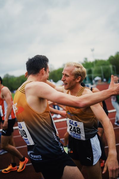 Niklas Buchholz (LSC Hoechstadt/Aisch) und Florian Bremm (LSC Hoechstadt/Aisch) am 29.04.2023 bei den deutschen Meisterschaften Langstaffel in Bietigheim-Bissingen