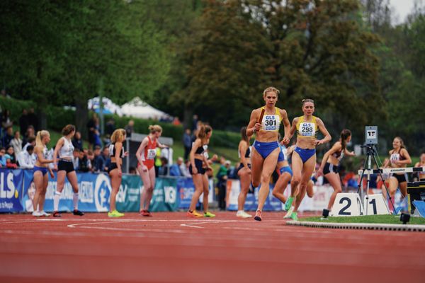 Sophia Wolf (StG ATK-Koenigstein-Gross Gerau), Marie Burchard (StG ATK-Koenigstein-Gross Gerau) am 29.04.2023 bei den deutschen Meisterschaften Langstaffel in Bietigheim-Bissingen
