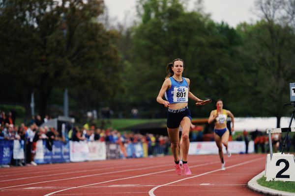 Hanna Klein (LAV Stadtwerke Tuebingen) am 29.04.2023 bei den deutschen Meisterschaften Langstaffel in Bietigheim-Bissingen