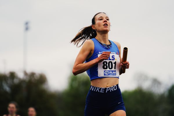 Hanna Klein (LAV Stadtwerke Tuebingen) am 29.04.2023 bei den deutschen Meisterschaften Langstaffel in Bietigheim-Bissingen