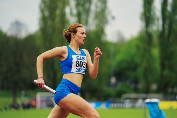 Pia Szymanowski (LAV Stadtwerke Tuebingen) am 29.04.2023 bei den deutschen Meisterschaften Langstaffel in Bietigheim-Bissingen