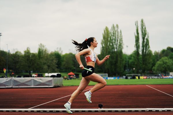 Annika Metzger (LG Neckar-Enz) am 29.04.2023 bei den deutschen Meisterschaften Langstaffel in Bietigheim-Bissingen