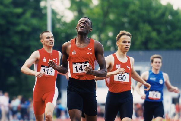 Jenning Faerber (LG Olympia Dortmund), Leonel Nhanombe (LG Olympia Dortmund), Robert Rutz (LC Paderborn) am 07.06.2023 beim Jump n Run Meeting im Stadion Dortmund-Hacheney in Dortmund