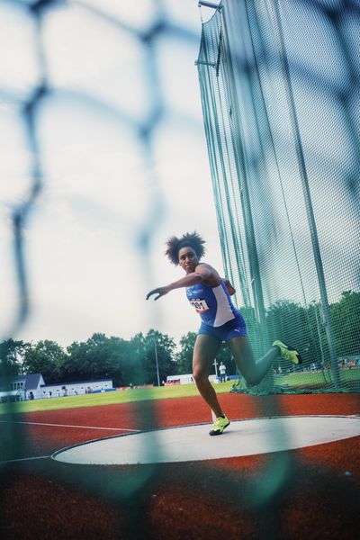 Joyce Oguama (TV Wattenscheid 01) am 07.06.2023 beim Jump n Run Meeting im Stadion Dortmund-Hacheney in Dortmund