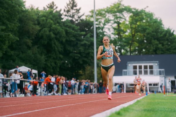 Vanessa Mikitenko (SSC Hanau-Rodenbach) am 07.06.2023 beim Jump n Run Meeting im Stadion Dortmund-Hacheney in Dortmund