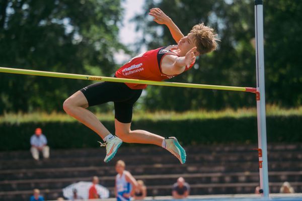 Bela Kluhs (LG Osnabrueck) am 11.06.2023 waehrend den NLV + BLV U20/U16 Landesmeisterschaften im Stadion Berliner Ring in Verden