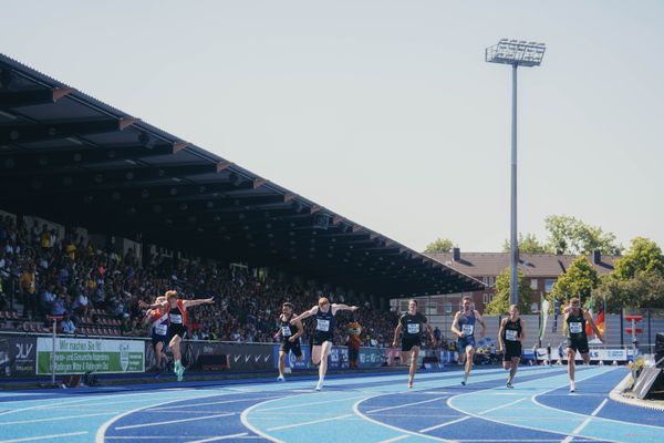 Max Attwell (NZL Neuseeland), Jeff Tesselaar (NED Niederlande), Tim Nowak (GER/SSV Ulm 1846), Jacob Thelander (SWE Schweden), Thomas van der Plaetsen (BEL/Belgien), Niklas Kaul (GER/USC Mainz), Daniel Bertschler (AUT Oesterreich), Adam Sebastian Helcelet (CZE/Tschechien) am 17.06.2023 beim Stadtwerke Ratingen Mehrkampf-Meeting im Stadion am Stadionring in Ratingen