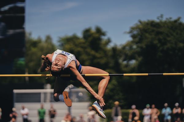 Anna-Lena Obermaier (GER/Telis Finanz Regensburg) im Hochsprung am 17.06.2023 beim Stadtwerke Ratingen Mehrkampf-Meeting im Stadion am Stadionring in Ratingen