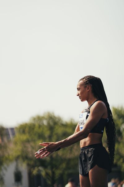 Nafissatou Thiam (BEL/Belgien) beim Kugelstoßen am 17.06.2023 beim Stadtwerke Ratingen Mehrkampf-Meeting im Stadion am Stadionring in Ratingen