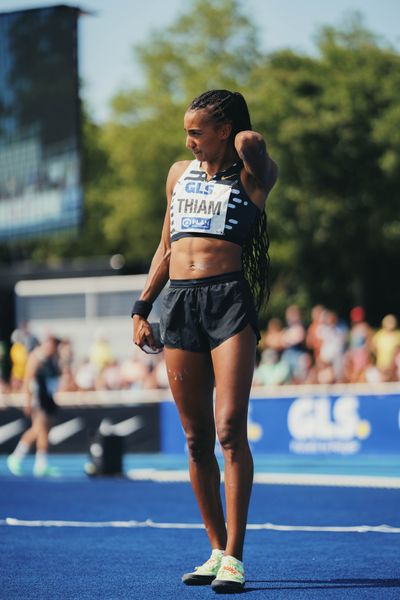 Nafissatou Thiam (BEL/Belgien) beim Kugelstoßen am 17.06.2023 beim Stadtwerke Ratingen Mehrkampf-Meeting im Stadion am Stadionring in Ratingen