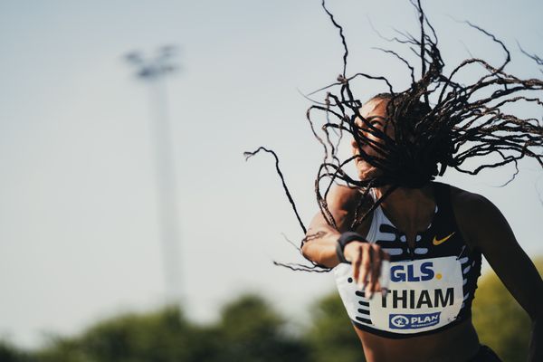 Nafissatou Thiam (BEL/Belgien) beim Kugelstoßen am 17.06.2023 beim Stadtwerke Ratingen Mehrkampf-Meeting im Stadion am Stadionring in Ratingen