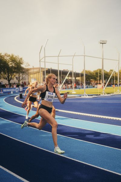 Laura Voß (GER/LAZ Soest) ueber 200m am 17.06.2023 beim Stadtwerke Ratingen Mehrkampf-Meeting im Stadion am Stadionring in Ratingen