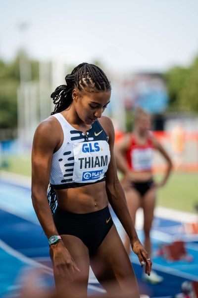 Nafissatou Thiam (BEL/Belgien) ueber 200m am 17.06.2023 beim Stadtwerke Ratingen Mehrkampf-Meeting im Stadion am Stadionring in Ratingen