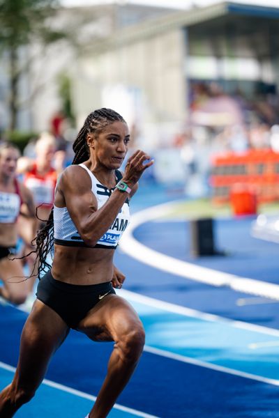 Nafissatou Thiam (BEL/Belgien) ueber 200m am 17.06.2023 beim Stadtwerke Ratingen Mehrkampf-Meeting im Stadion am Stadionring in Ratingen