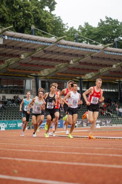 Tom Klose (TSV Bayer 04 Leverkusen), Sven Wagner (Koenigsteiner LV), Jan Eric Buesing (Hamburg Running), Maximilian Berger (TuS Bad Aibling), Rodion Beimler (SC DHfK Leipzig e.V.), Simon Trampusch (TuS Framersheim) am 01.07.2023 waehrend den deutschen U23 Leichtathletik-Meisterschaften im Jahnstadion in Göttingen