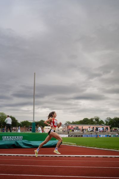 Franziska Dinkelborg (LG Brillux Muenster) am 01.07.2023 waehrend den deutschen U23 Leichtathletik-Meisterschaften im Jahnstadion in Göttingen